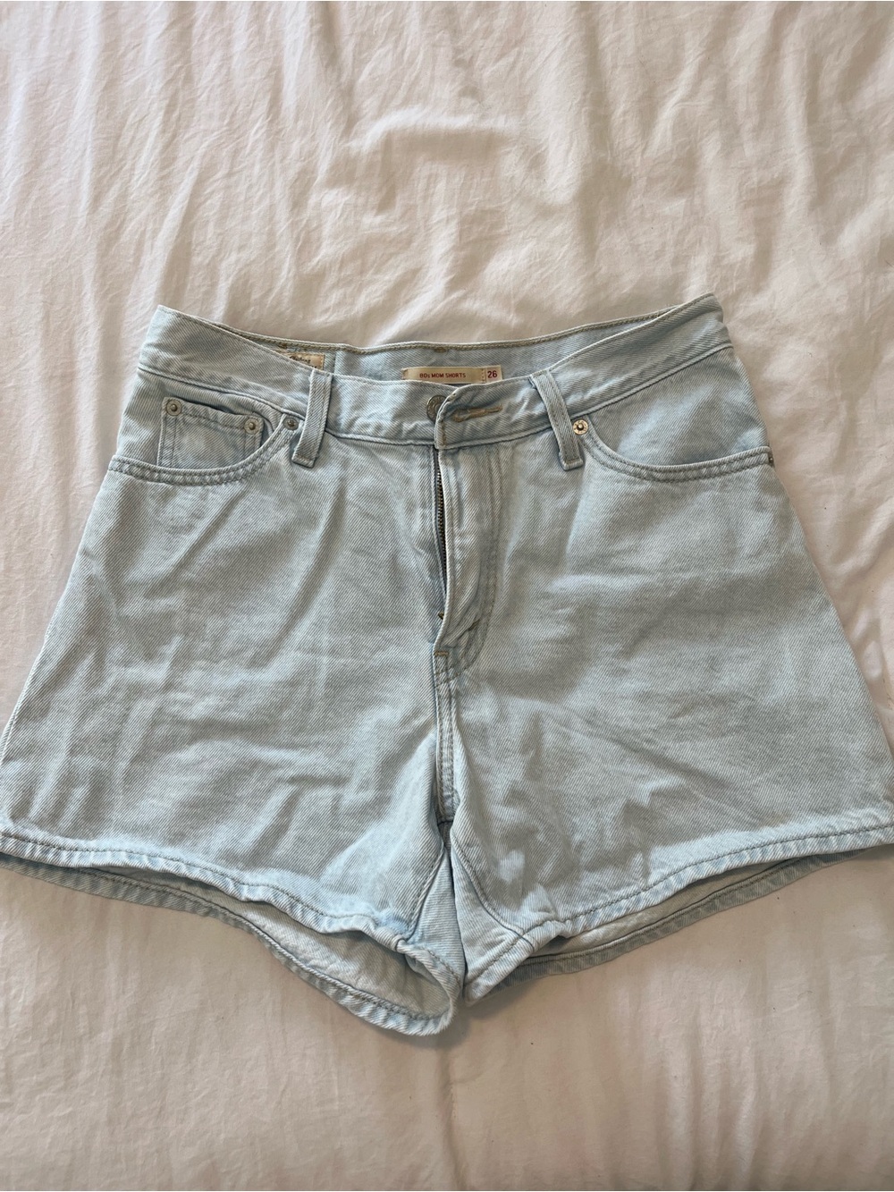 Levi jean shorts women